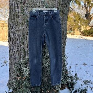 Everlane 90s Cheeky Jeans in Black Wash